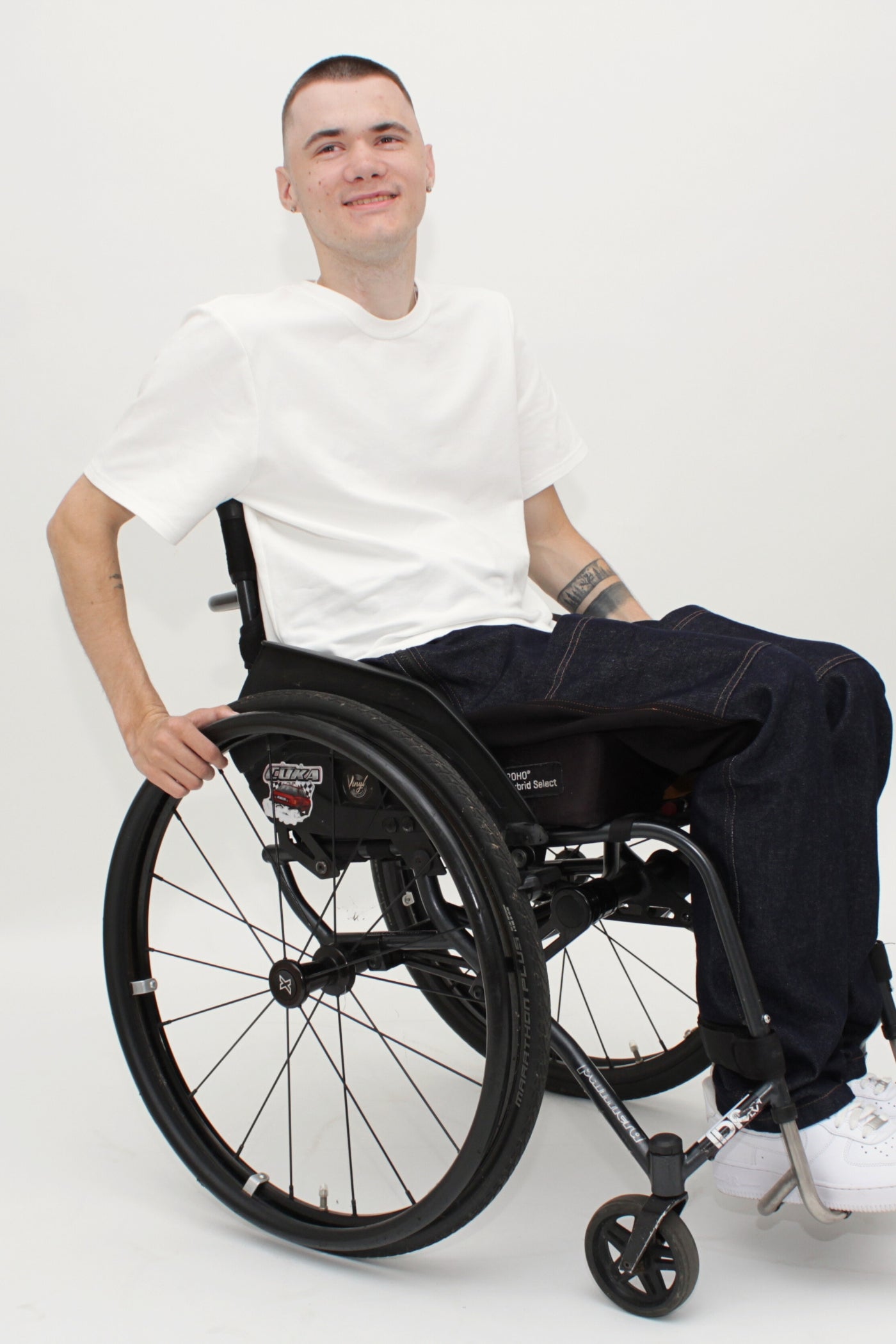 Men's wheelchair adaptive T-shirt