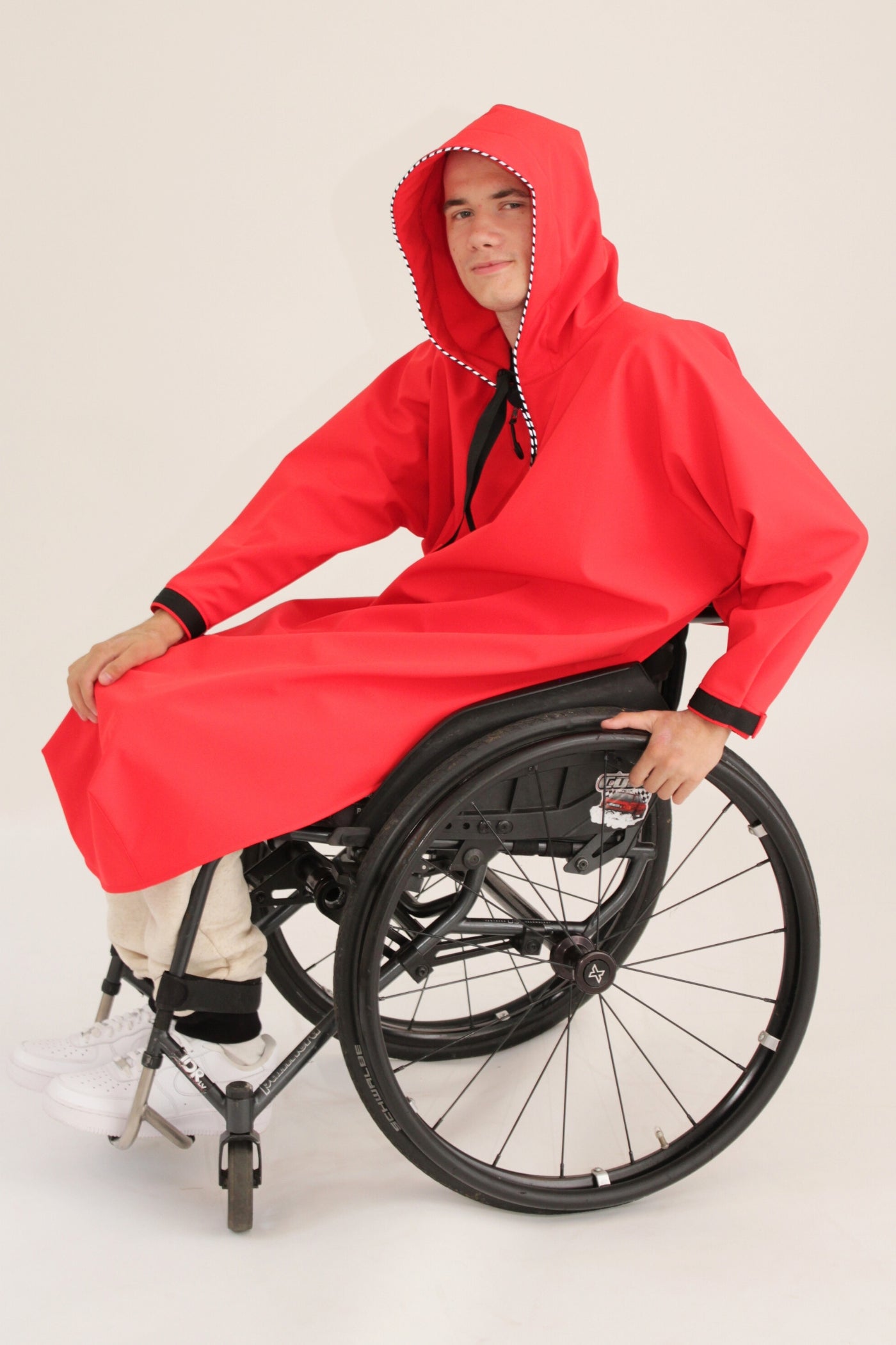 Wheelchair adaptive breathable raincoat