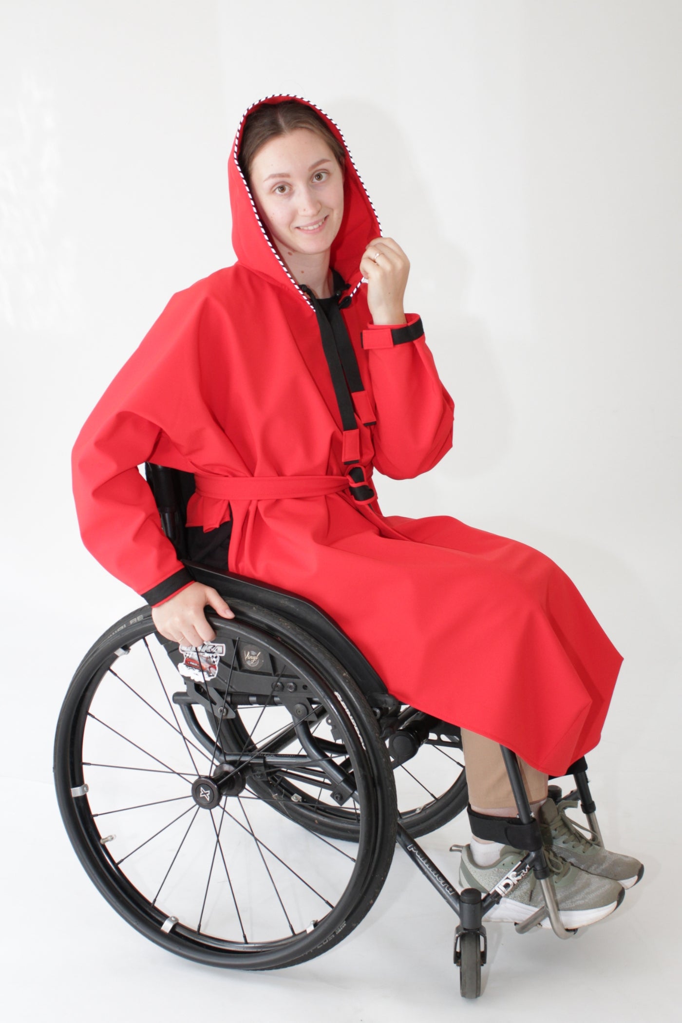Wheelchair adaptive breathable raincoat