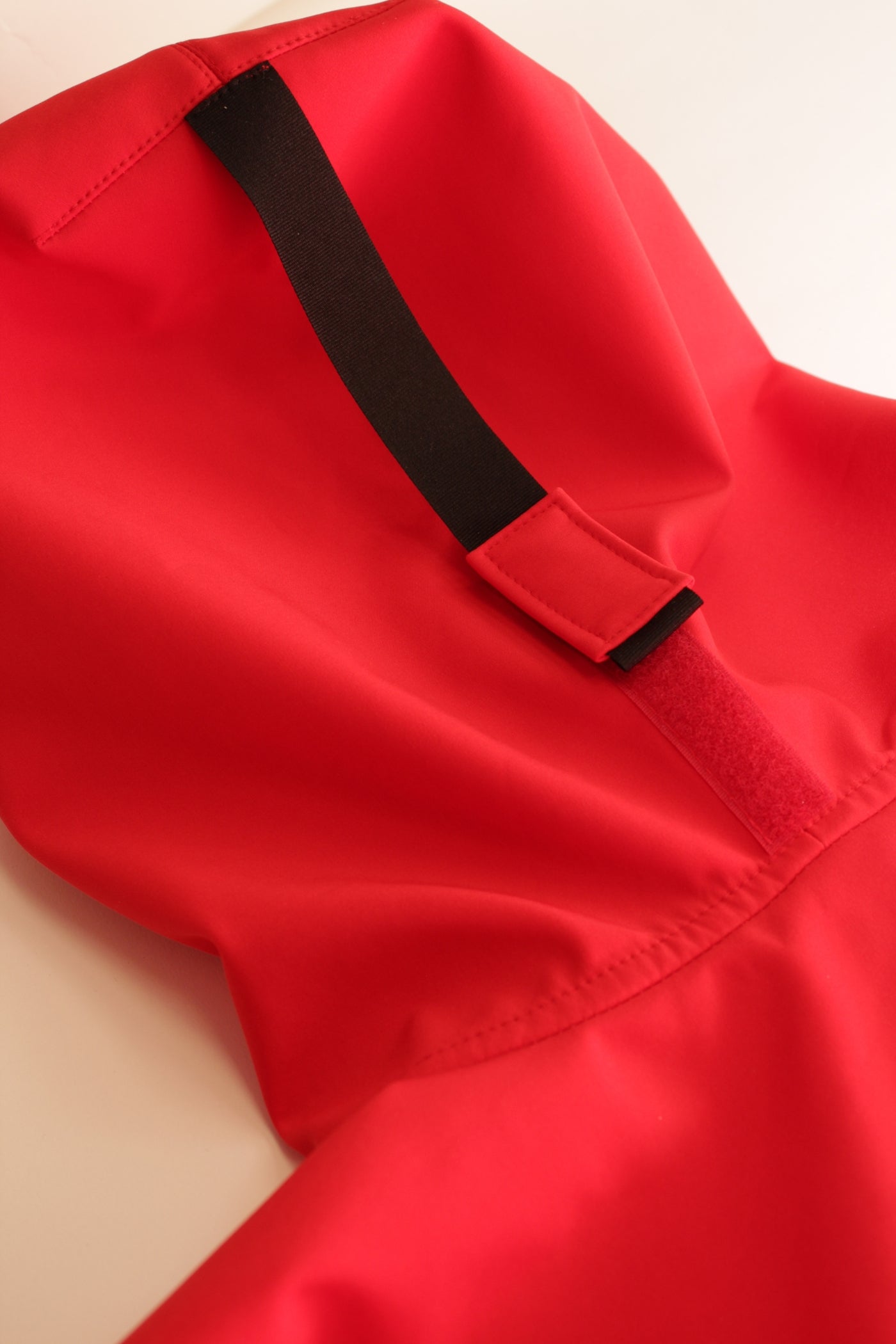 Wheelchair adaptive breathable raincoat