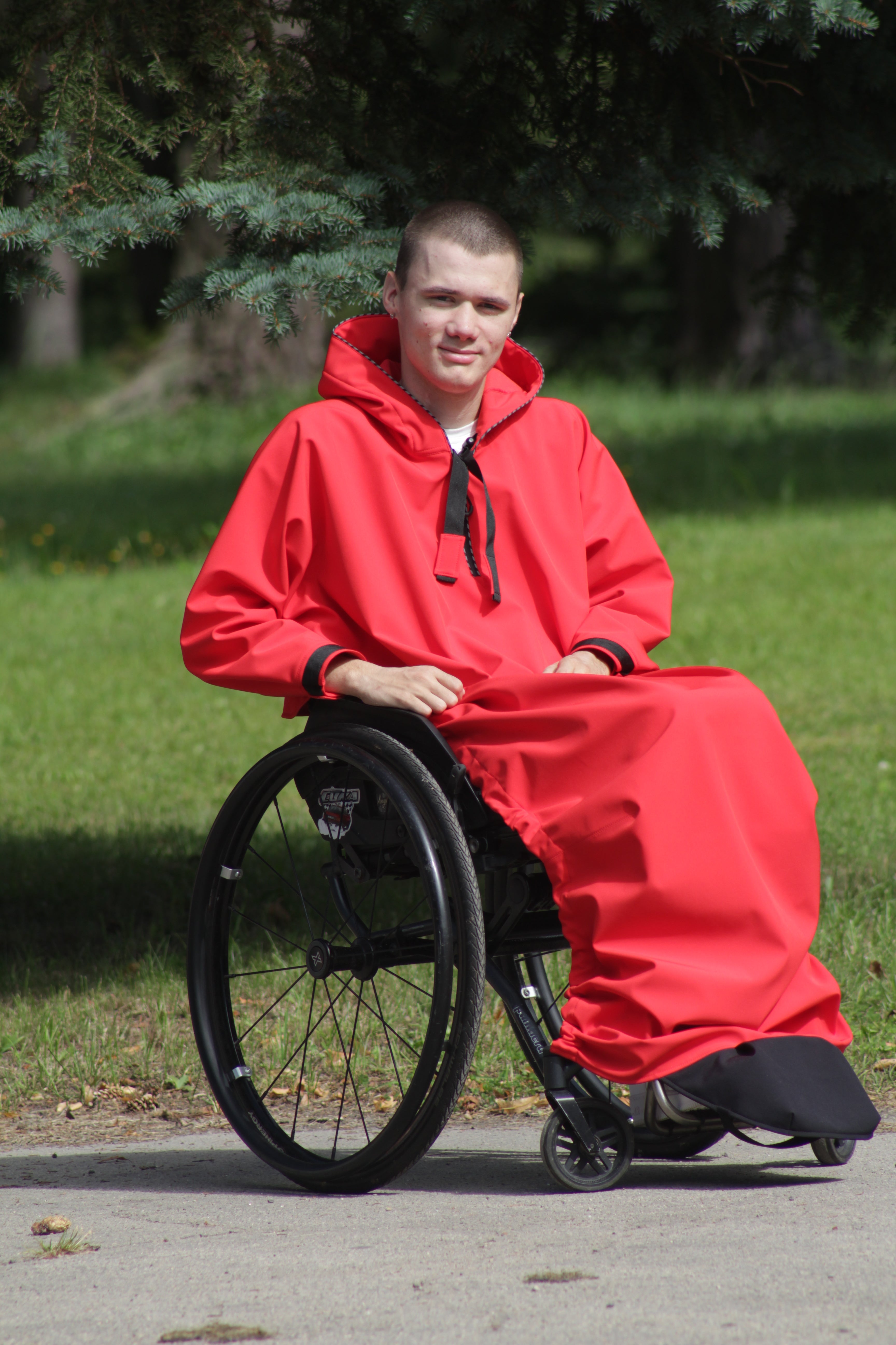 Wheelchair adaptive breathable prolonged raincoat
