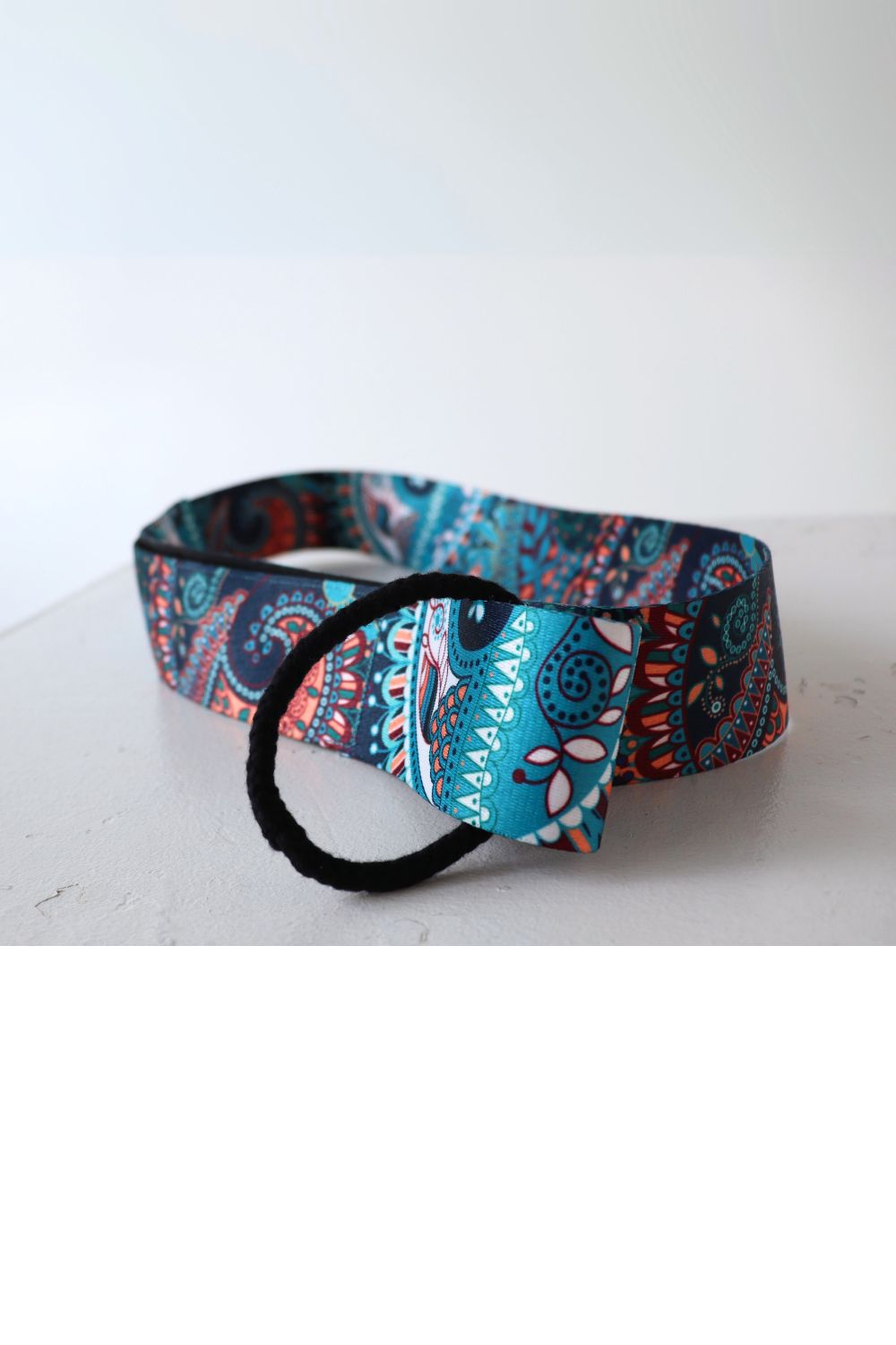 Wheelchair leg positioning strap, colorful