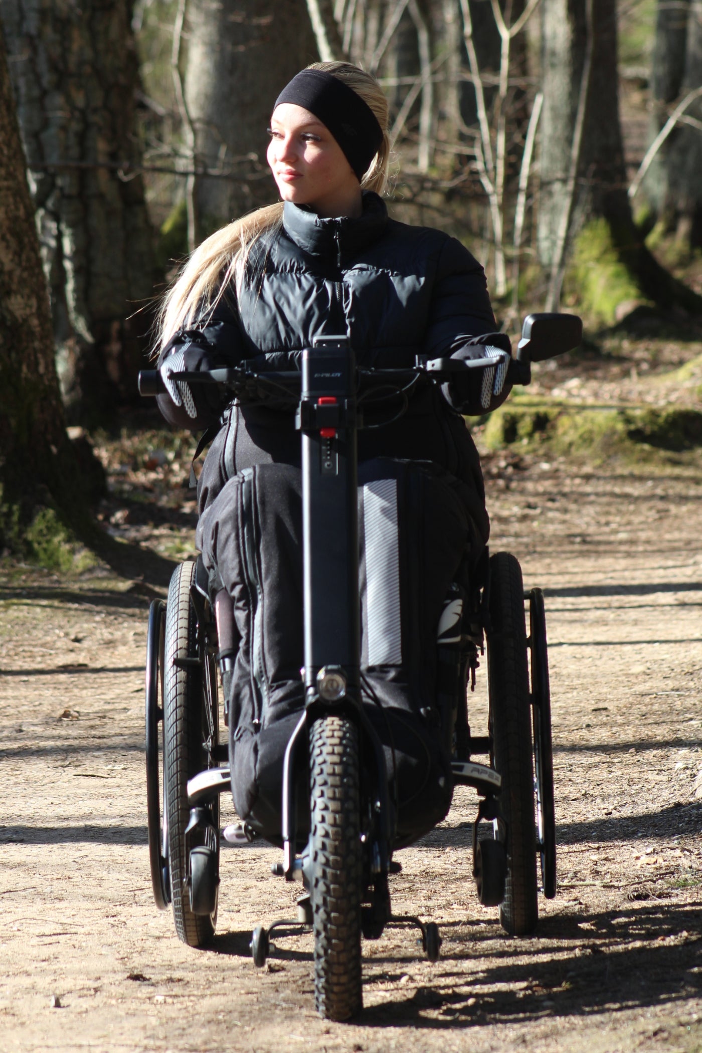 Racer Extreme Pro wheelchair footmuff for extreme weather and wintersports