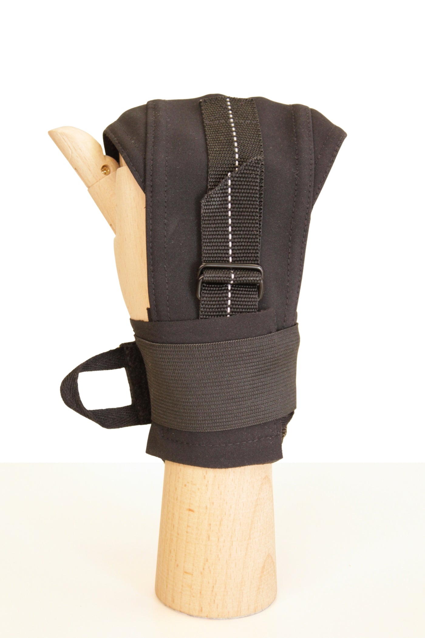 Grip enhancers with extra wrist band (pair)