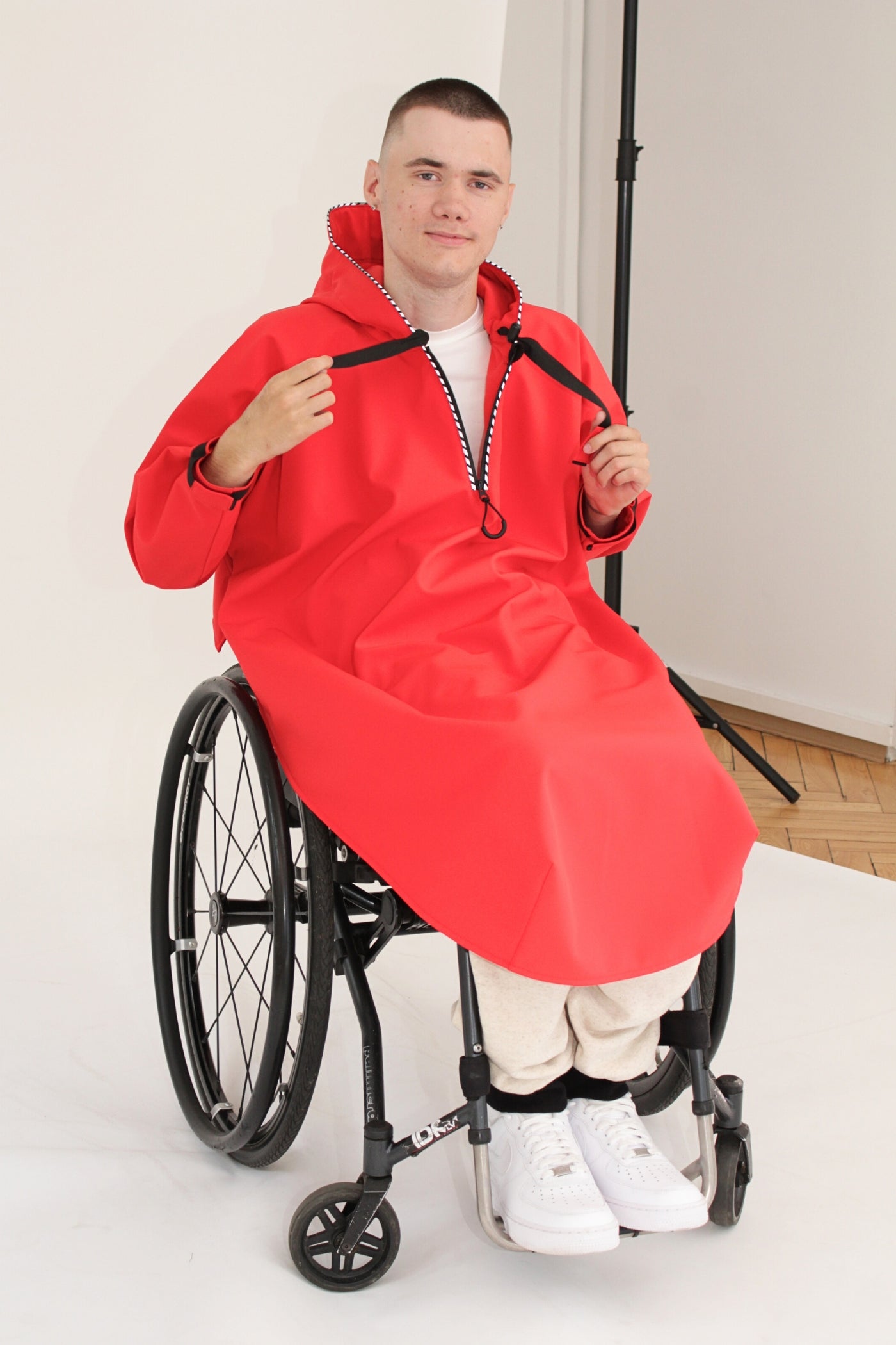 Wheelchair adaptive breathable raincoat