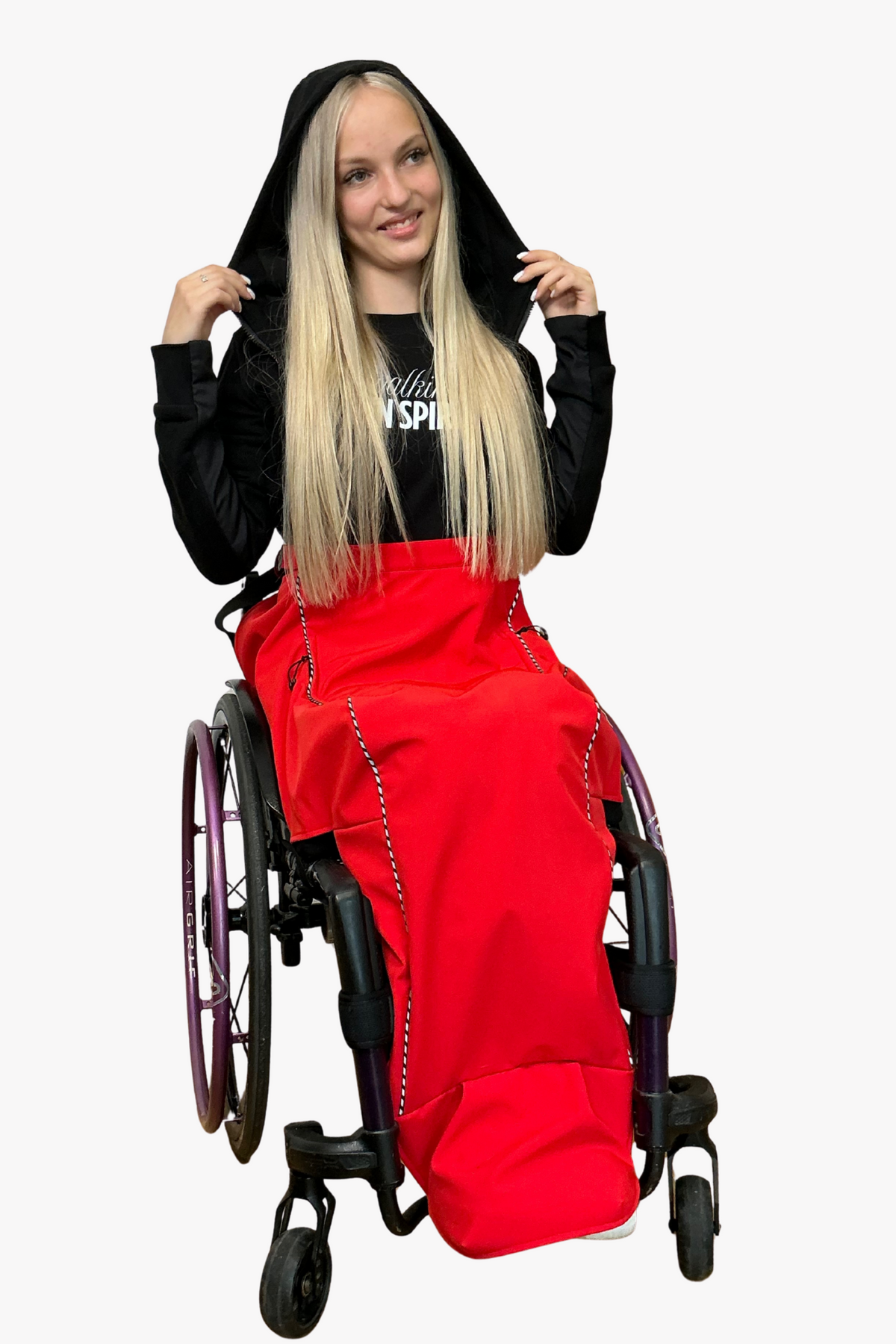 Wheelchair blanket with reflective elements and magnetic closure