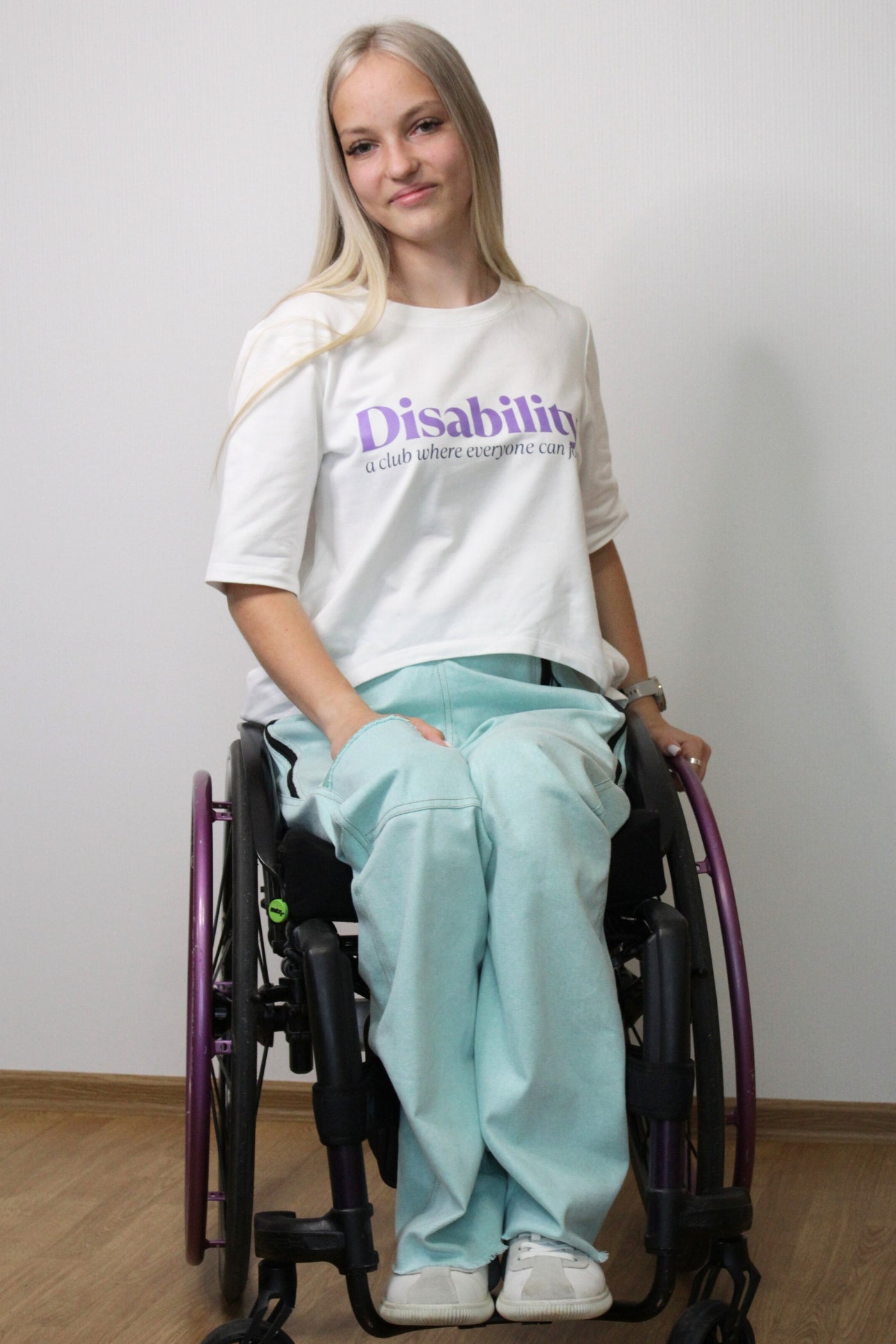 Women's wheelchair adaptive jeans with elastic waist, mint