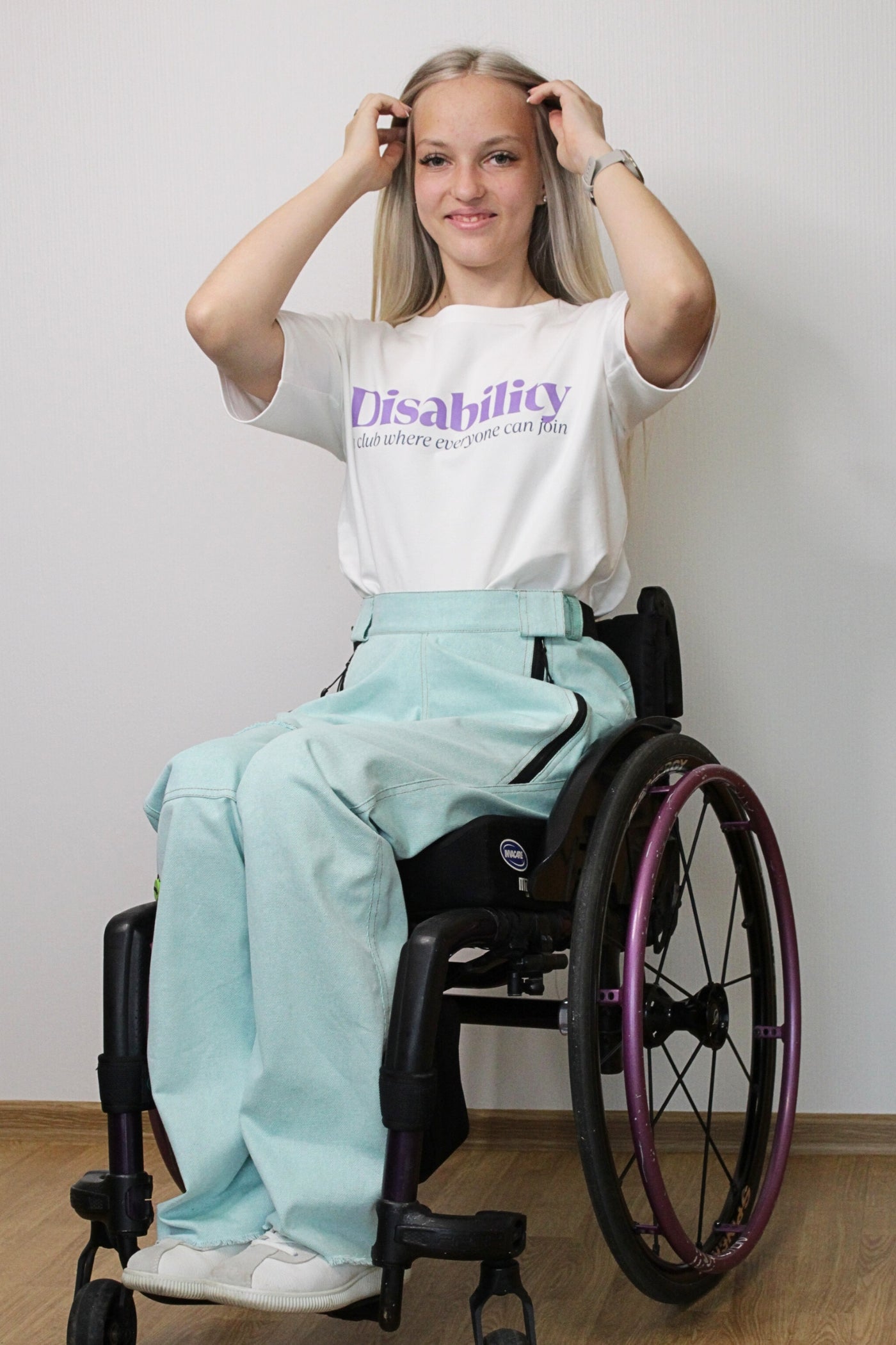 Women's wheelchair adaptive jeans with elastic waist, mint